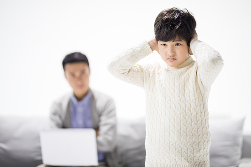 西安青少年心理咨询：为什么孩子总是敌视父母？